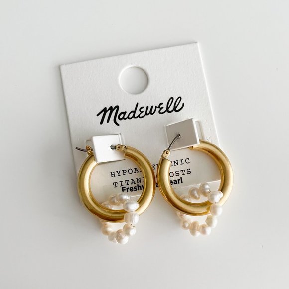 Madewell Pearl Ring Medium Hoop Earrings (Vintage Gold) - Picture 3 of 3
